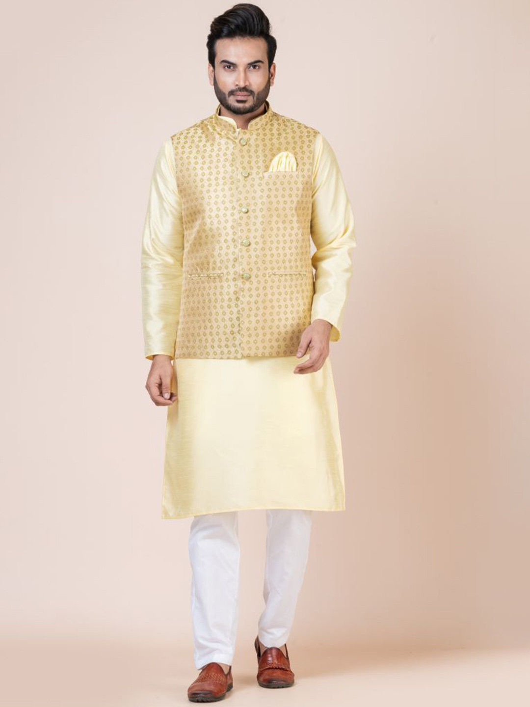 Nawaz's Kurta Men Regular Dupion Silk Kurta with Pyjamas Kurta Sets