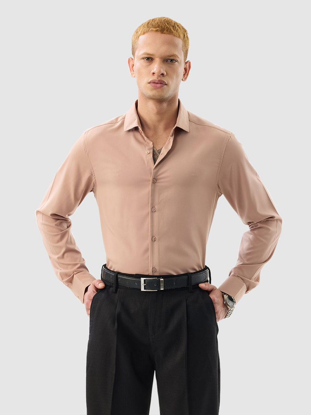 Snitch Men Light Pink Solid Shirt