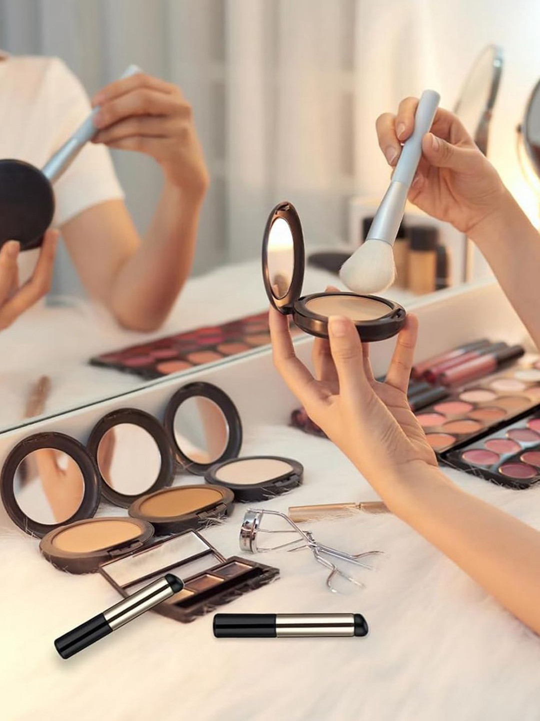 COSMO HUB Silicon Lip Brush