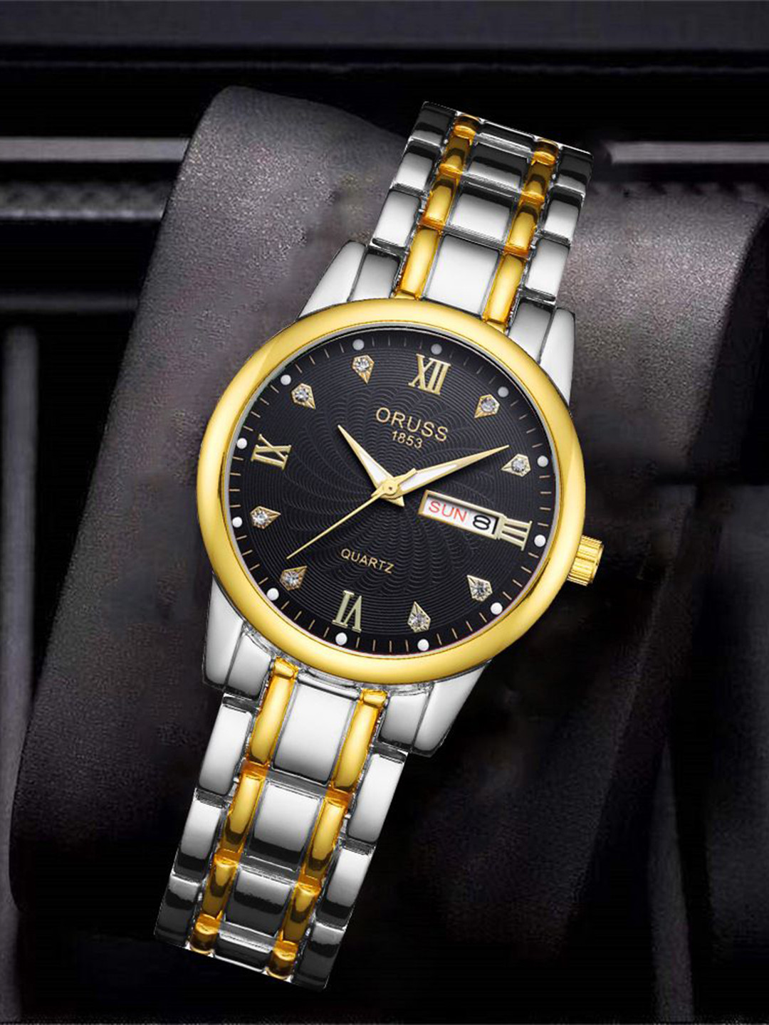 ORUSS Women Dial & Stainless Steel Straps Analogue Watch IHHCEAJHBHED