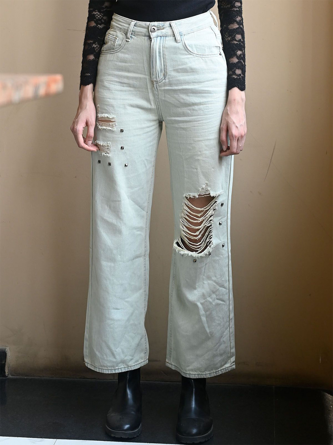 ODETTE Women Comfort Denim Midly Distressed Mom Fit Jeans