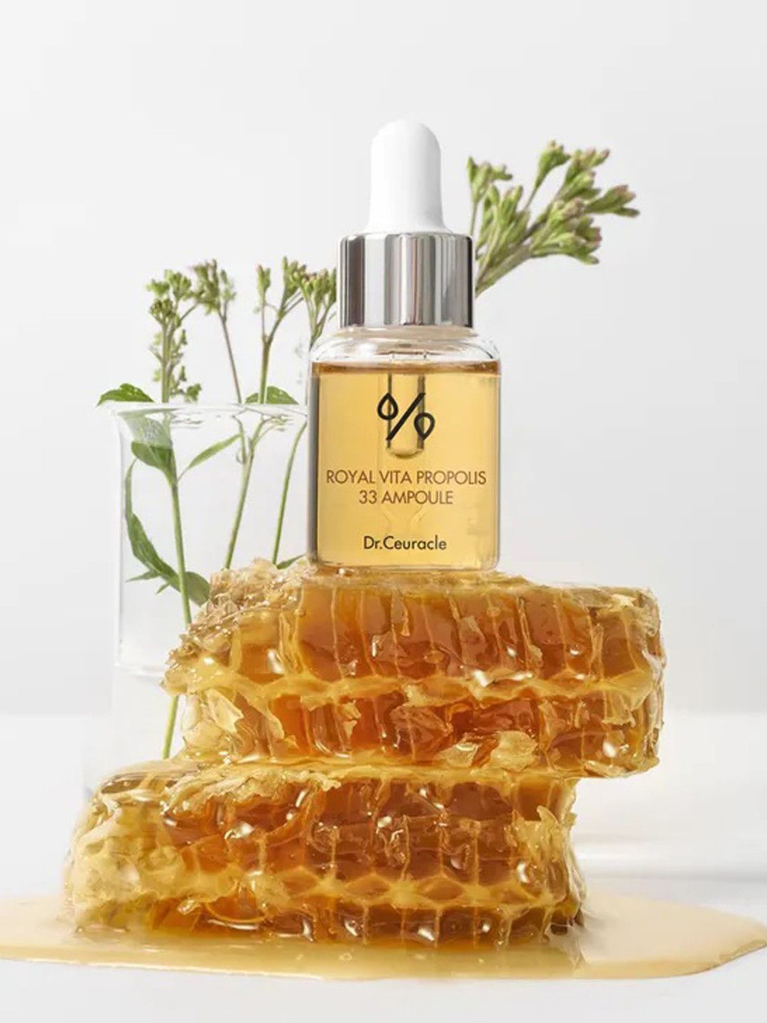 Dr.Ceuracle Royal Vita Propolis 33 Ampoule For Glowing Skin - 15 ml