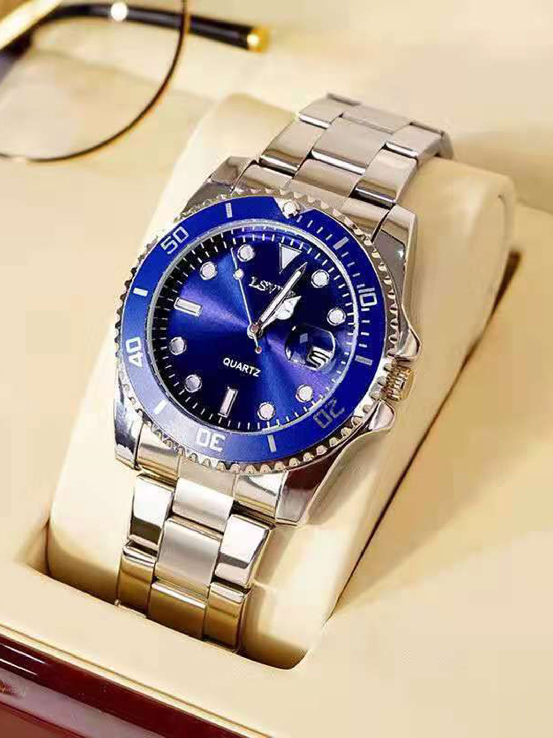 ORUSS Men Dial & Stainless Steel Straps Analogue Watch HAHIJEGGCEJH