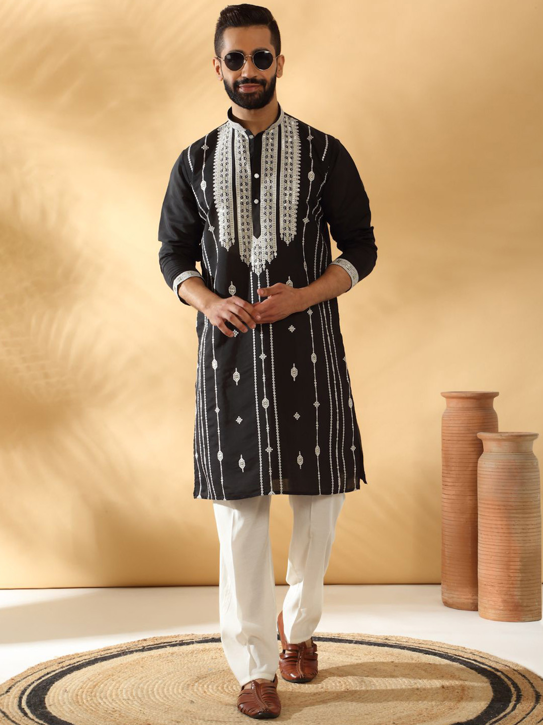 KRAFT INDIA LUXE Floral Embroidered Sequinned Mandarin Collar Kurta With Trousers