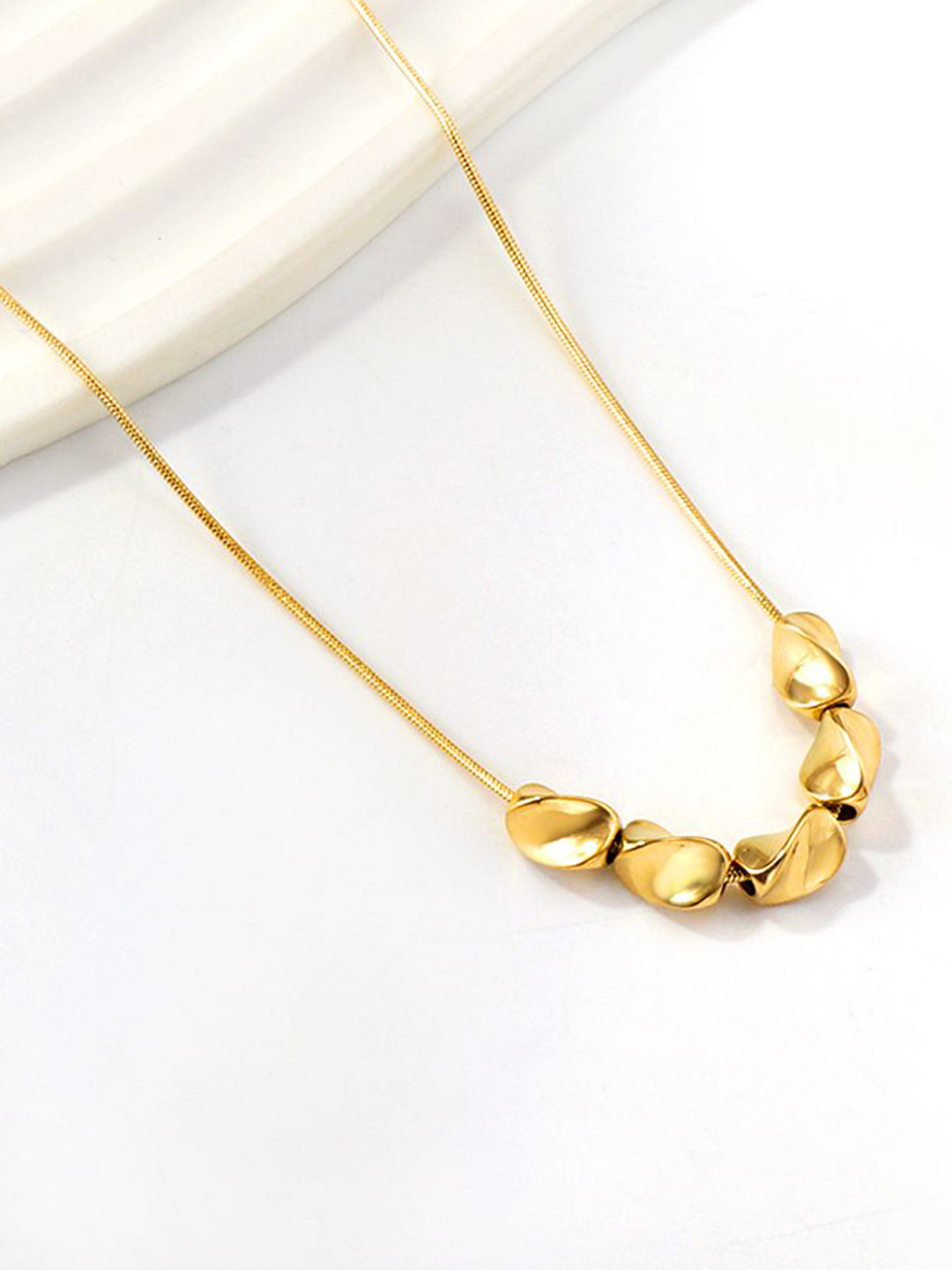 Aiza 18KT Gold Plated Majestic Twine Necklace