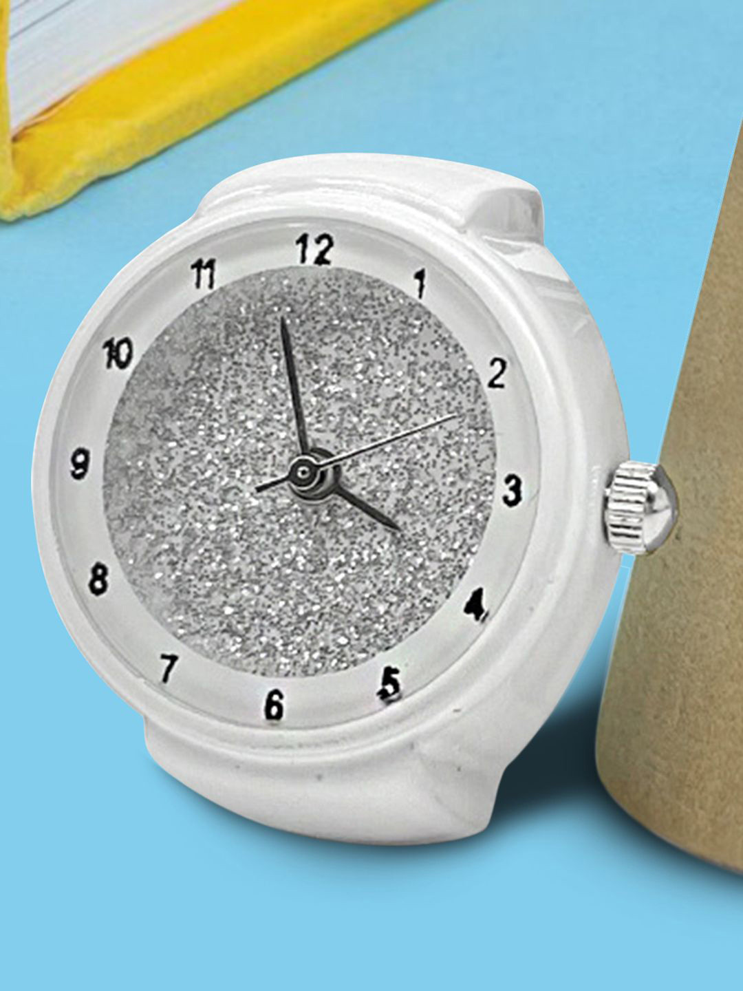 Peora Analog Watch Stretchable Finger Ring