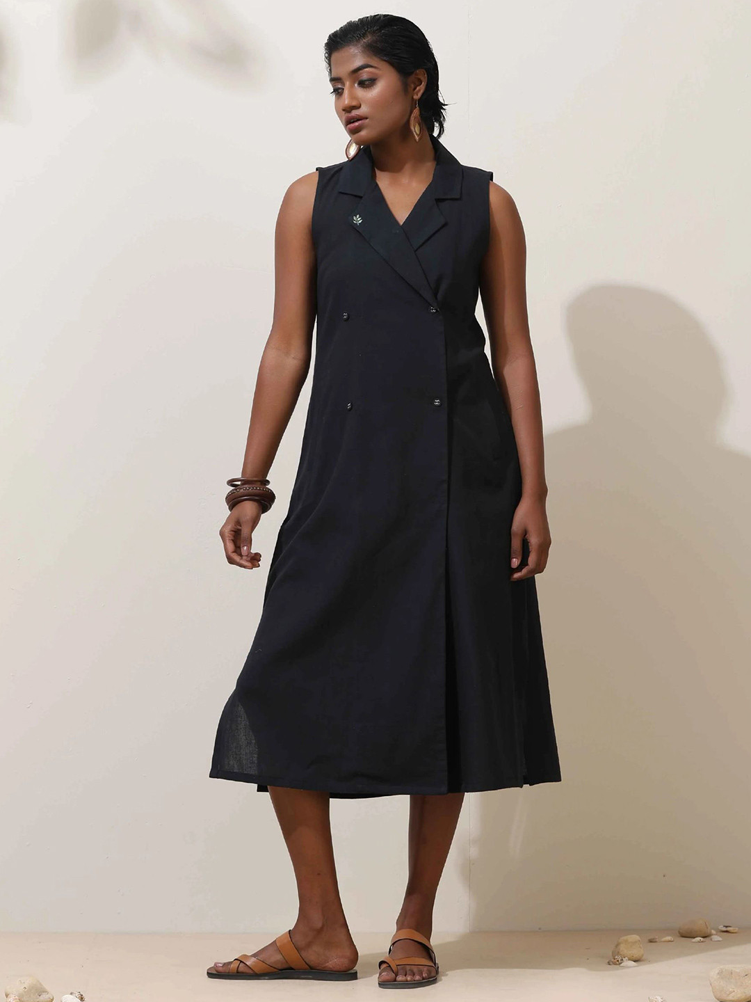trueBrowns Women Black Green Cotton Dress