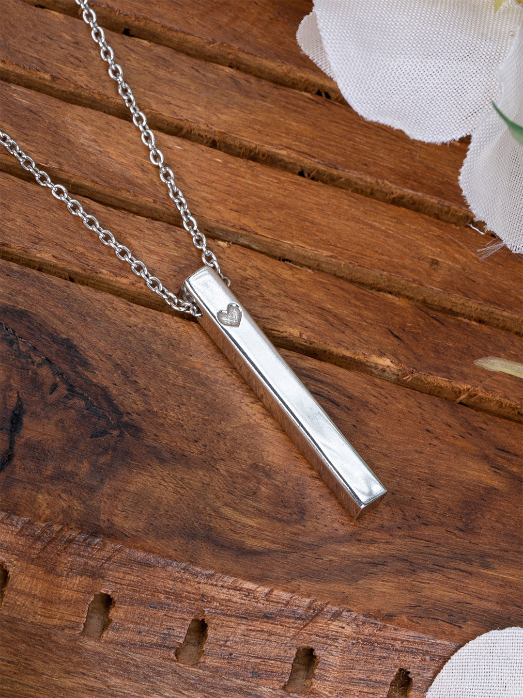 GLYTERS 925 Sterling Silver Rhodium-Plated Rectangular Bar Pendant with Chain