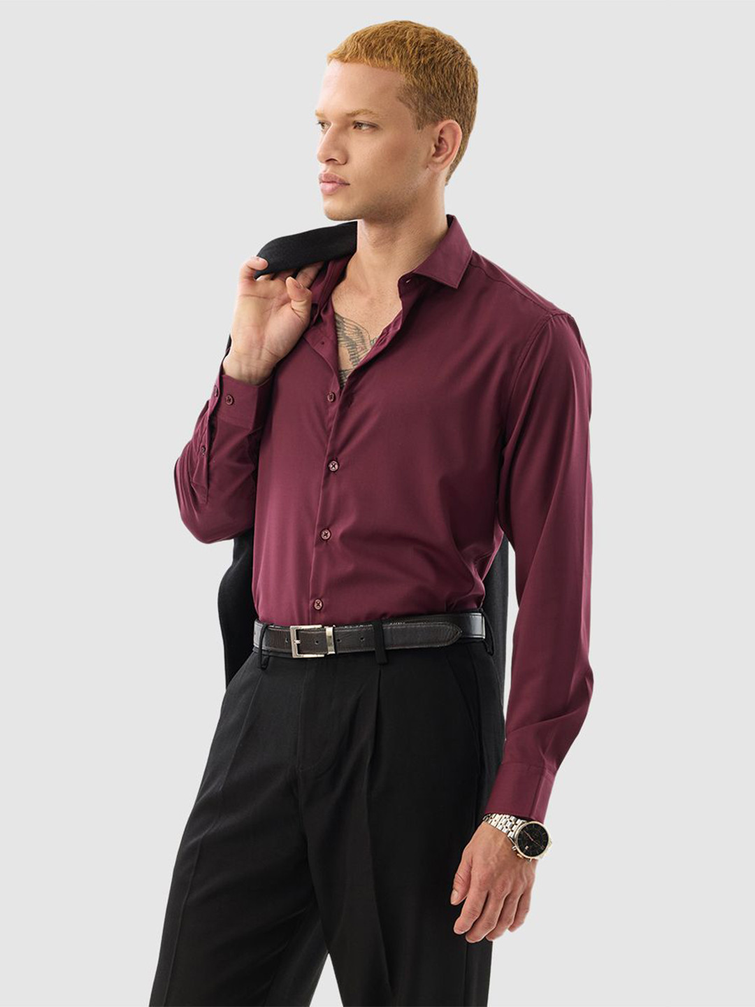 Snitch Men Burgundy Solid Shirt