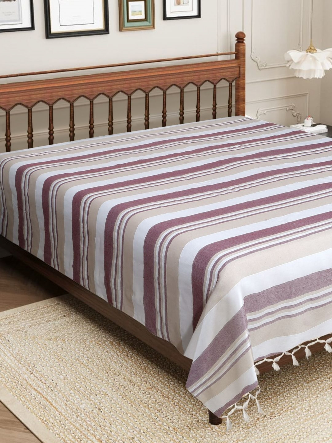 Aura Laptop And Life Essentials Pink Striped Cotton 210 TC King Fine Bedsheet -90 x 100 inches