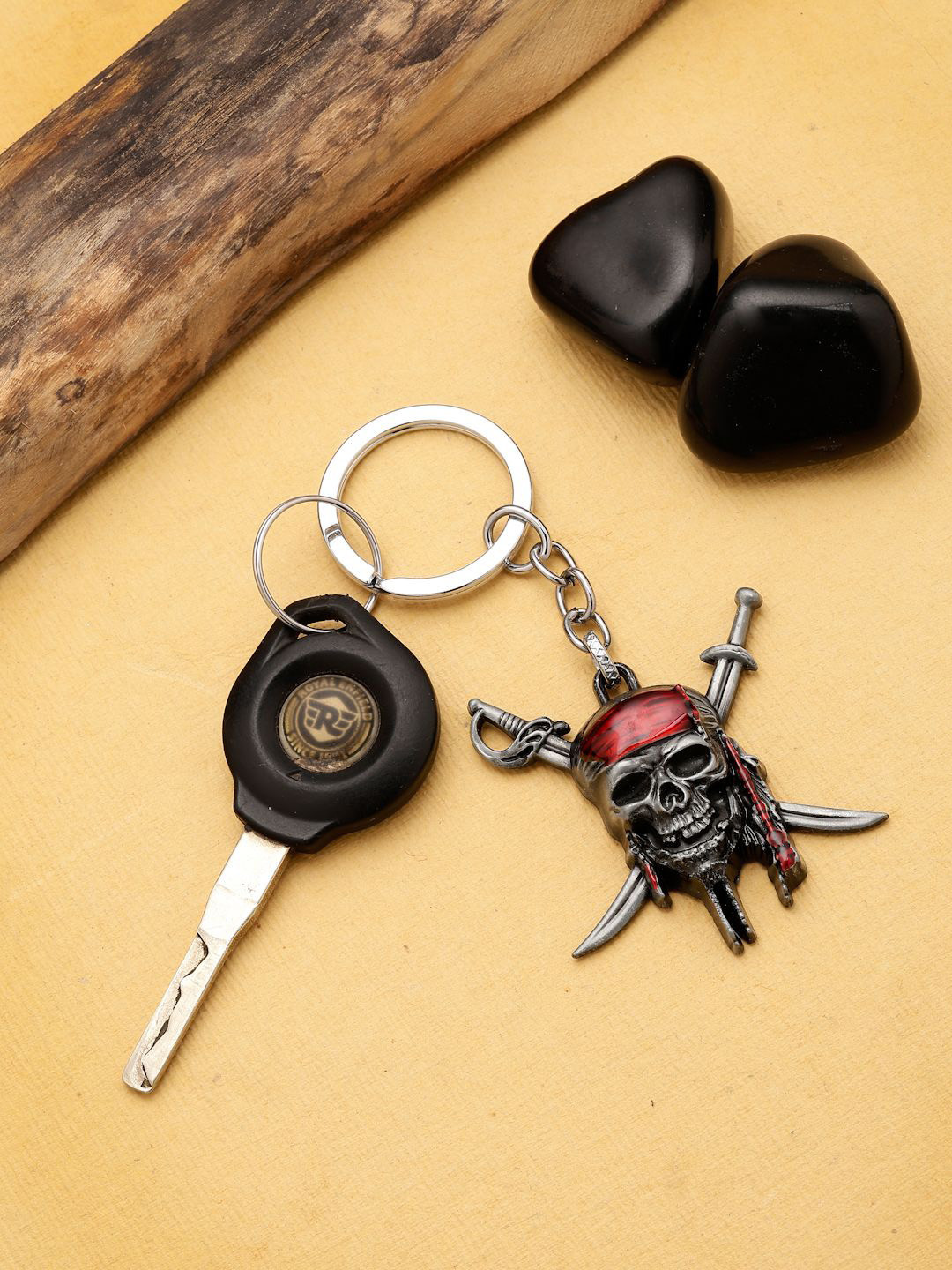 Shine N Sober Pack Of 2 Pirates Of The Caribbean & Cute Rabbit Keychain