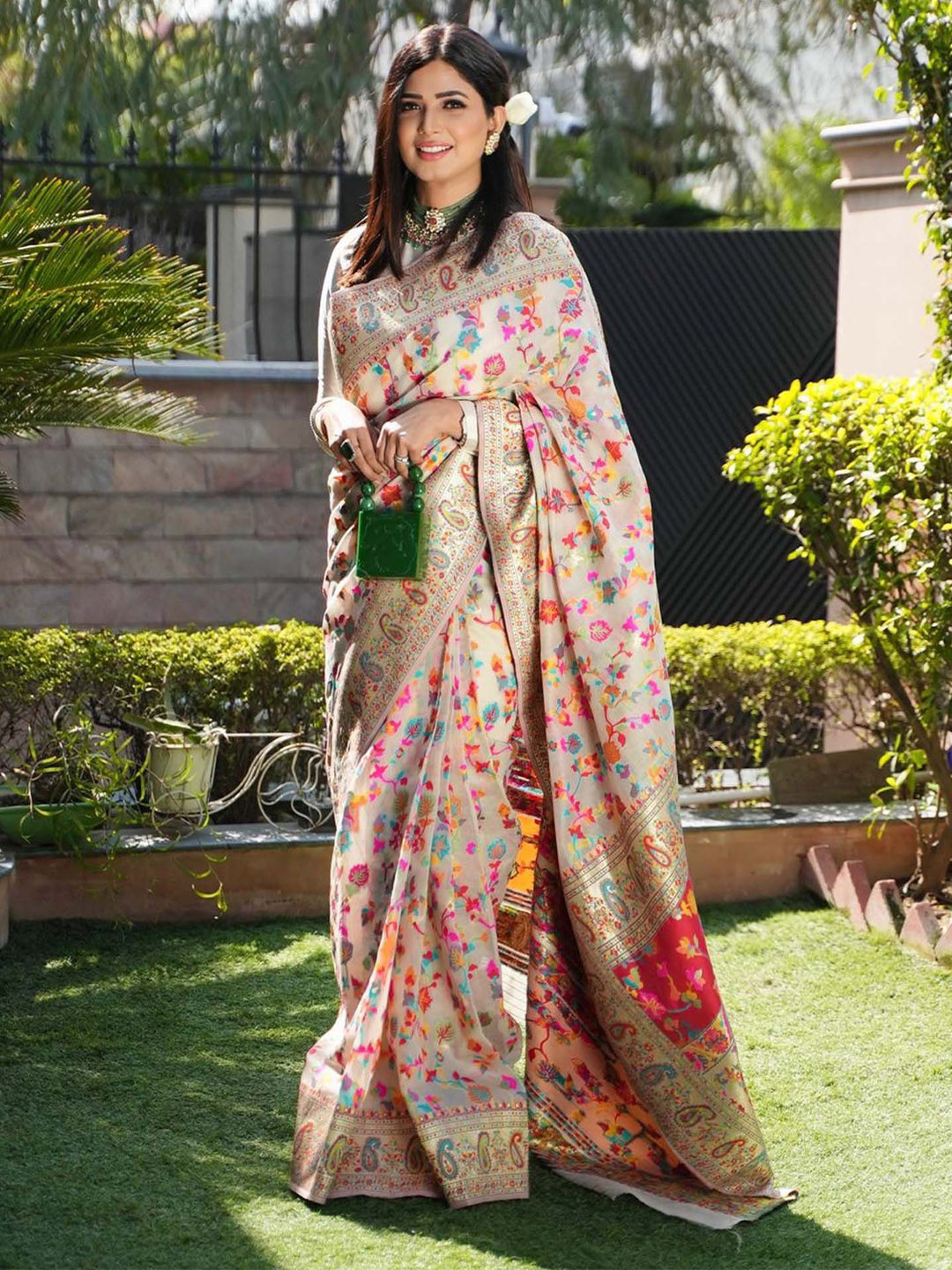 Moda Rapido Woven Design Zari Kanjeevaram Saree