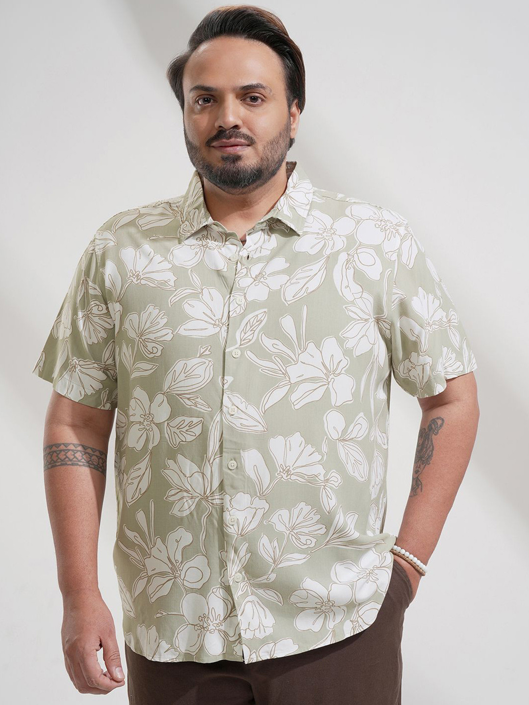 HIGHLANDER Men Floral Print Casual Plus Size Relaxed Fit Shirt