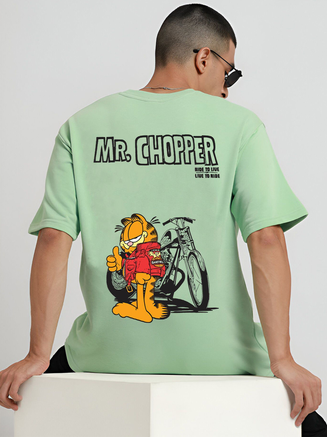 Jack Paris Men Relaxed Fit Garfield Printed Cotton T-shirt