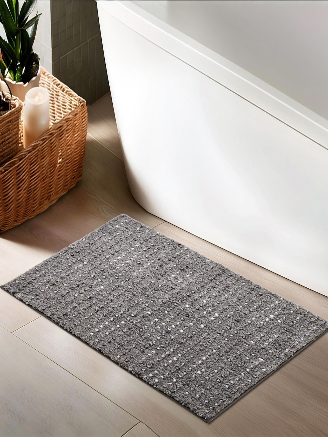 Home Centre Berlin Adina Grey & White Quick Drying Anti-Slip Bath Mat