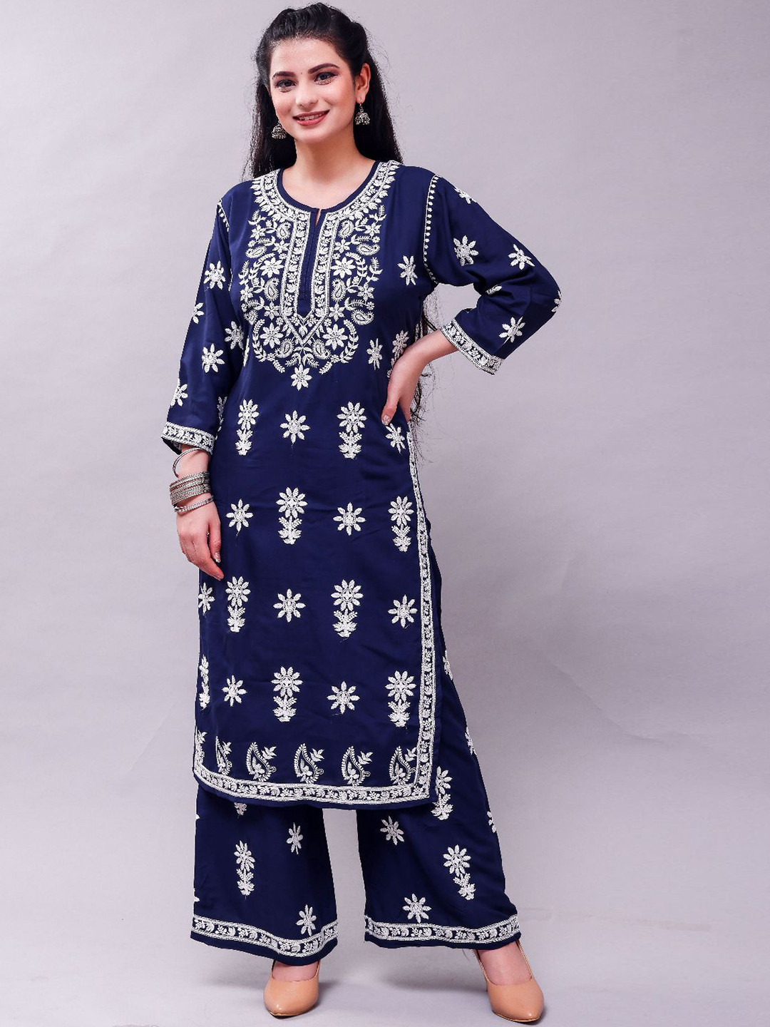 UB WOLF Women Floral Embroidered Regular Thread Work Kurta with Palazzos