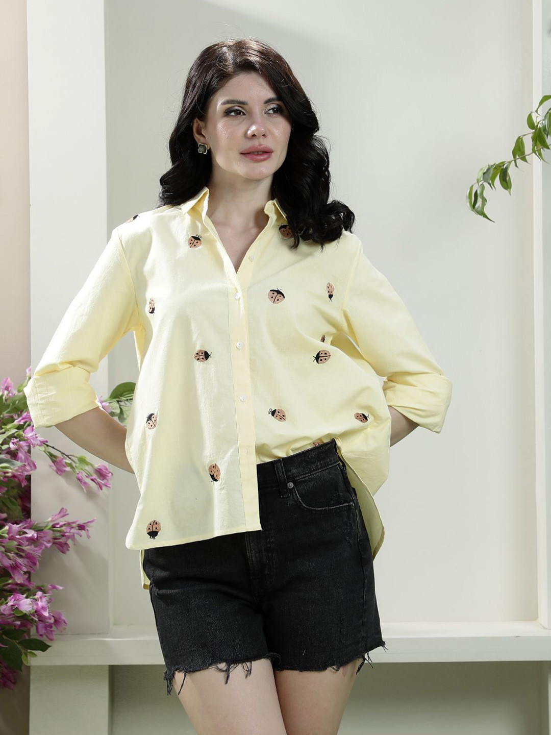 Athena Animal Embroidered Spread Collar High Low Pure Cotton Relaxed Shirt