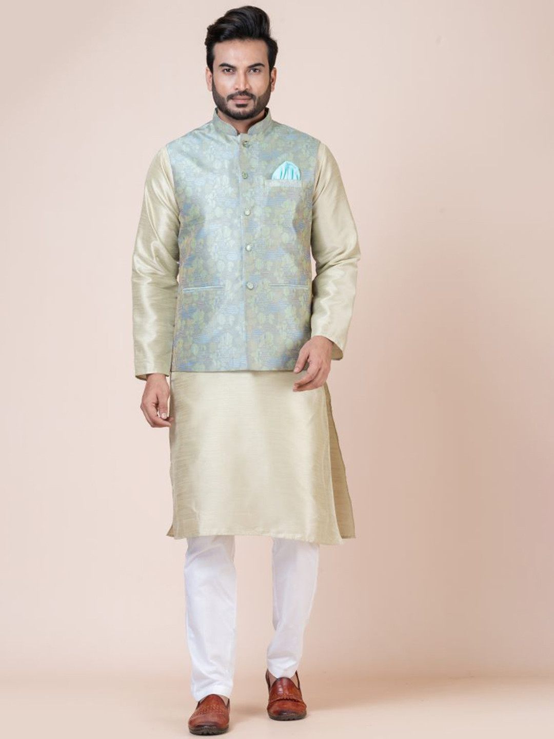 Nawaz's Kurta Mandarin Collar Straight Kurta With Trousers And Nehru Jacket