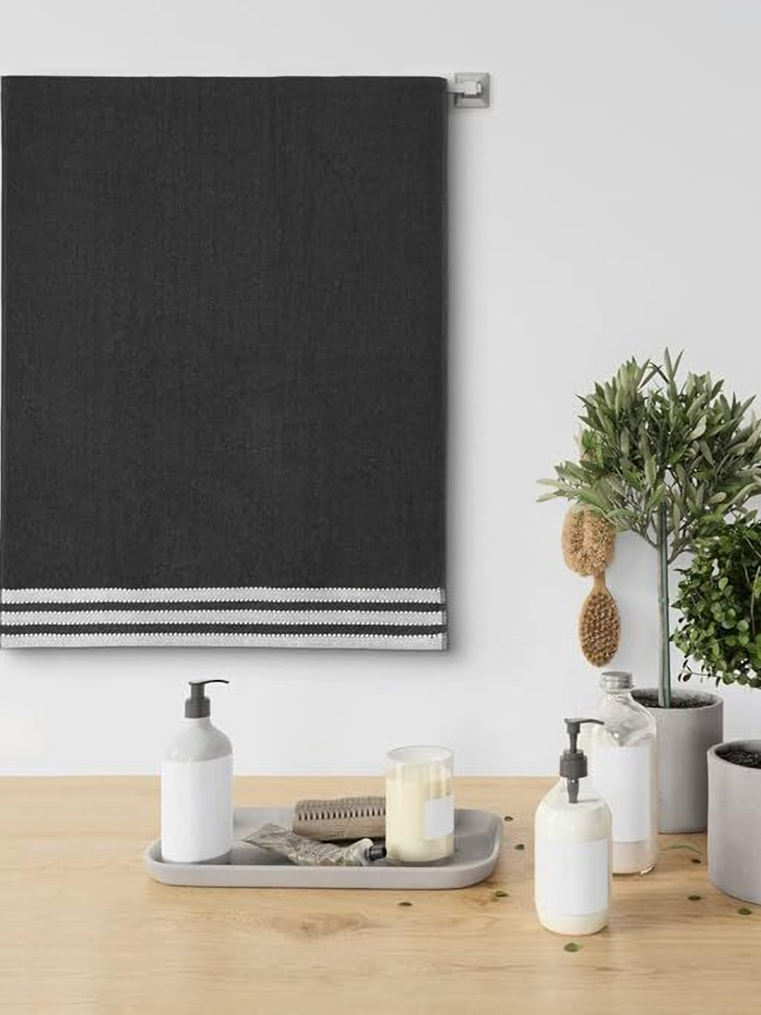 METRO LIVING Grey Cotton 400 GSM Bath Towel