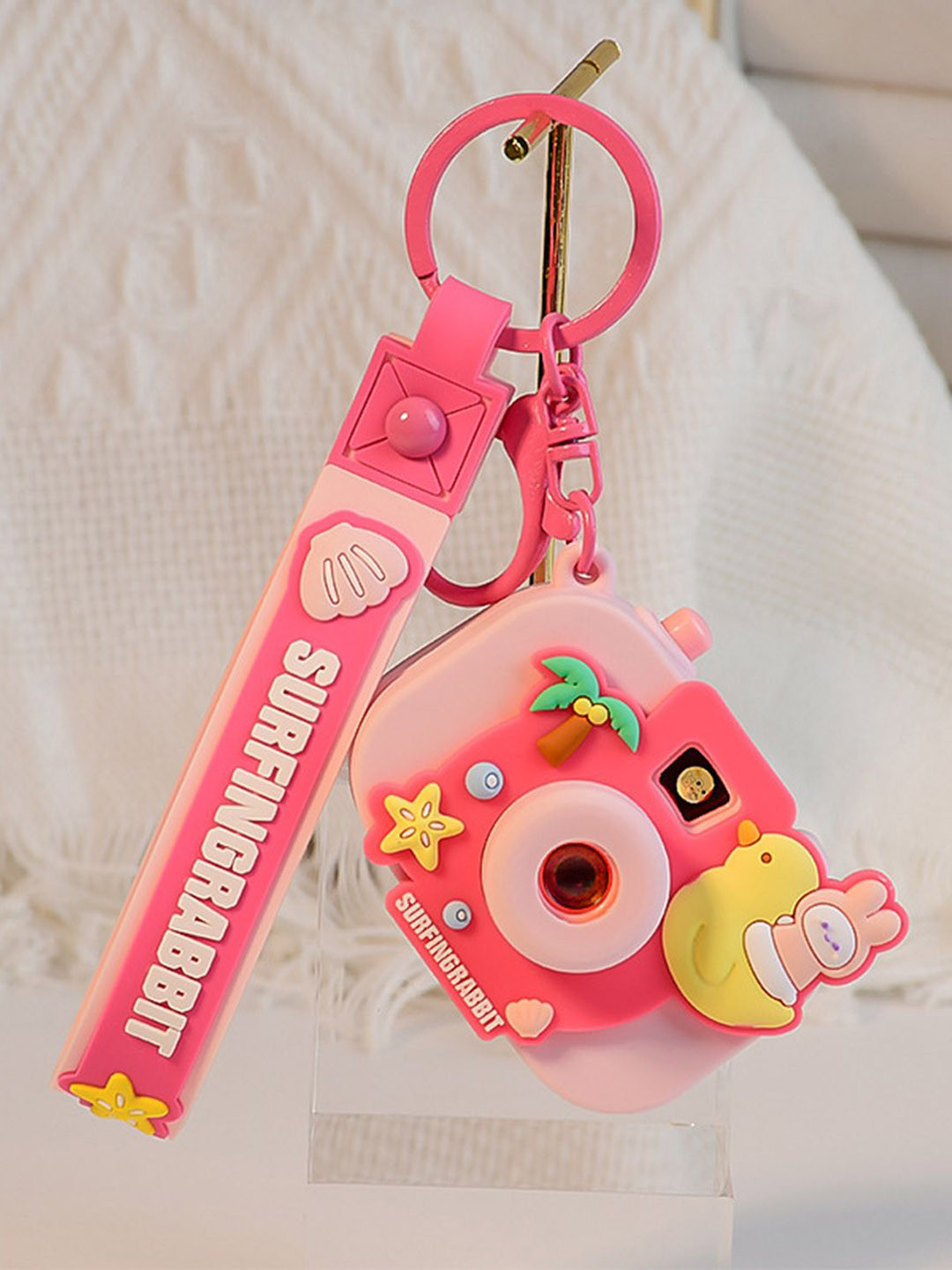 Flenzy Stylish Pocket-Sized Camera Key Chain