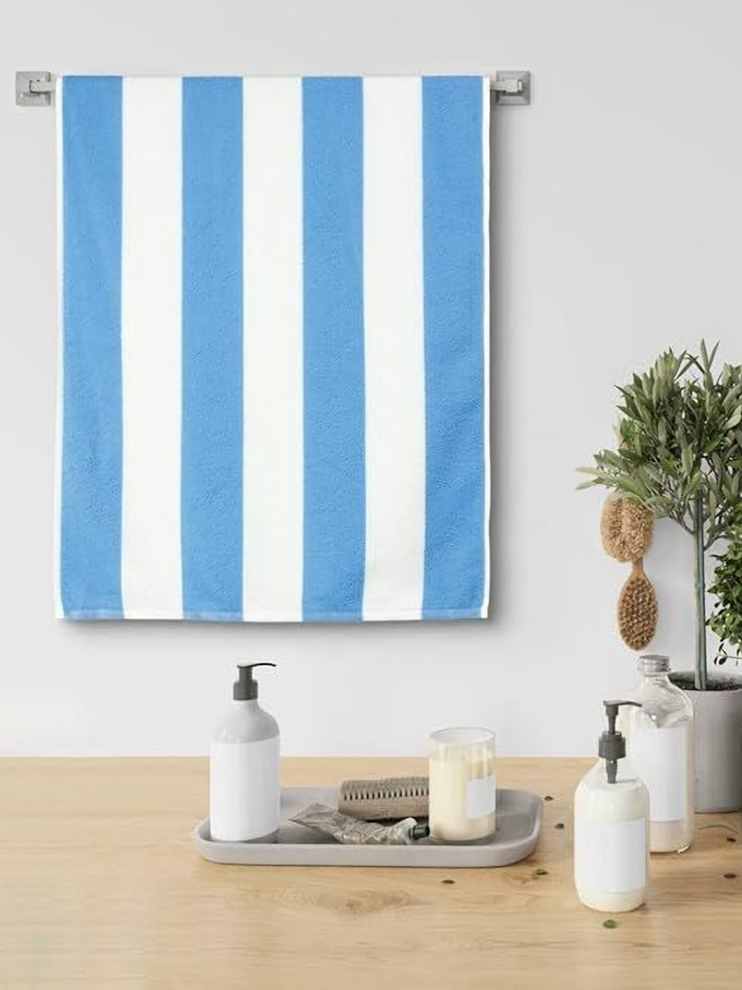 METRO LIVING Blue & White Striped 160 GSM Bath Towel