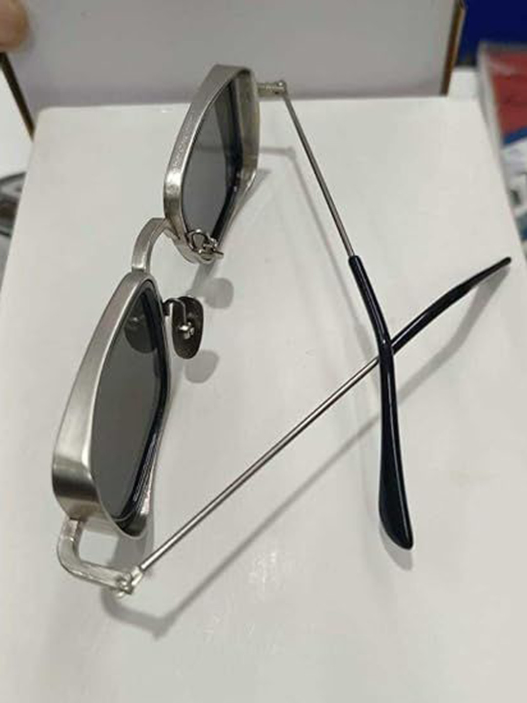 PIRASO Unisex Square Sunglasses with UV Protected Lens KS-0707