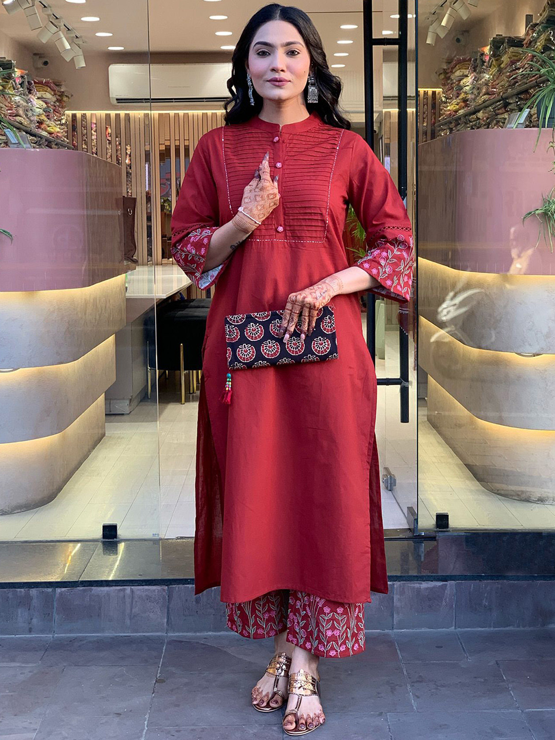 GoSriKi Mandarin Collar Pin Tucks Straight Kurta With Palazzos