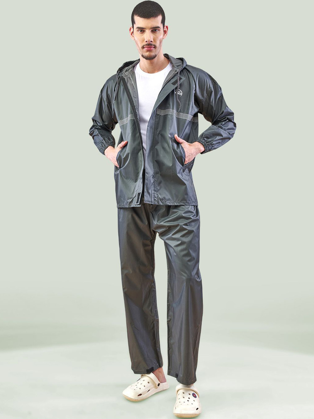 LUX VENUS Attached Hooded Tapping Rain Suit