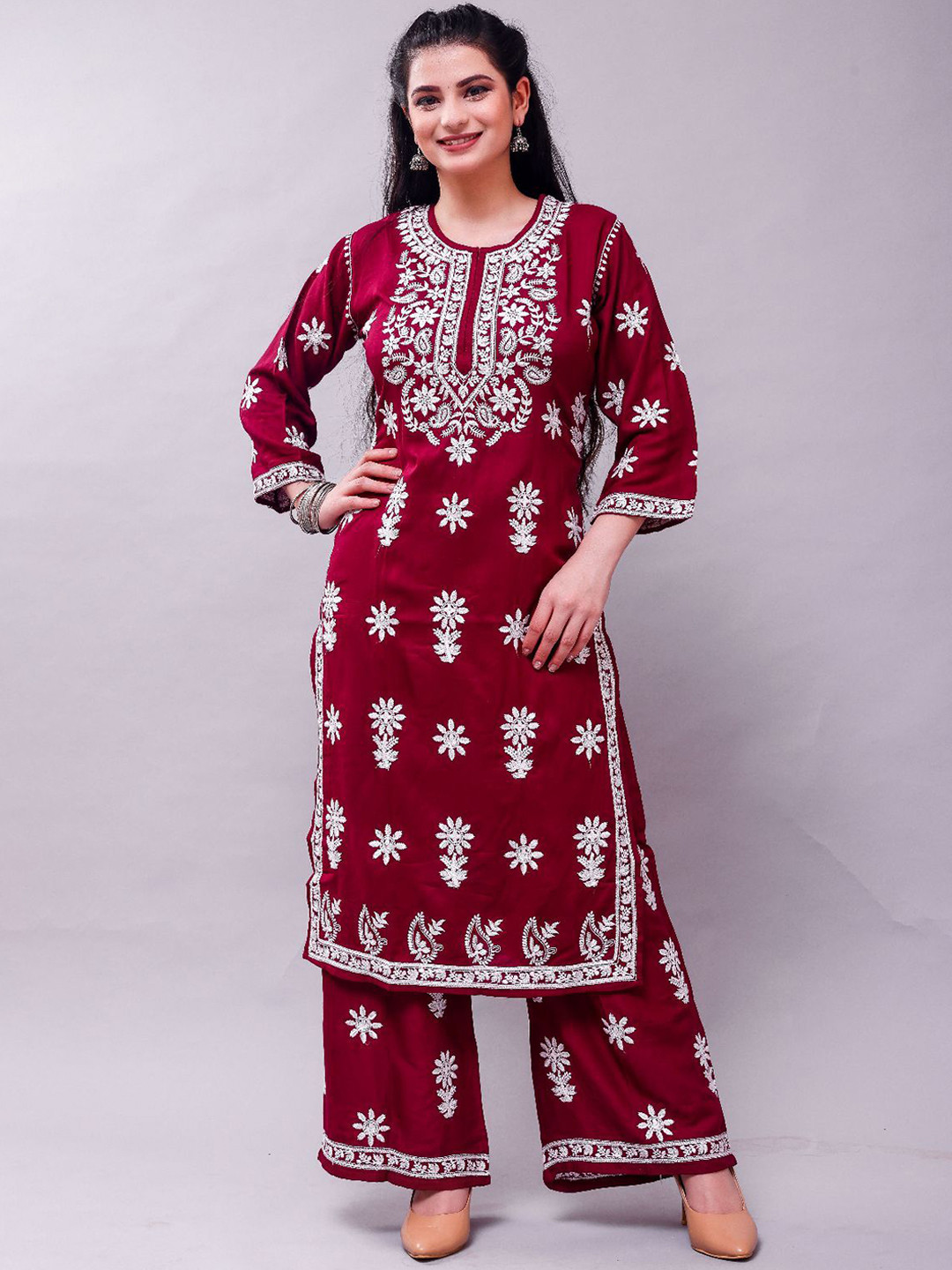 UB WOLF Women Floral Embroidered Regular Kurta with Palazzos