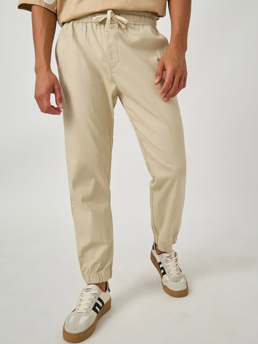 Styli Men Elasticated Cuff Relaxed Fit Linen Jogger With Drawcord