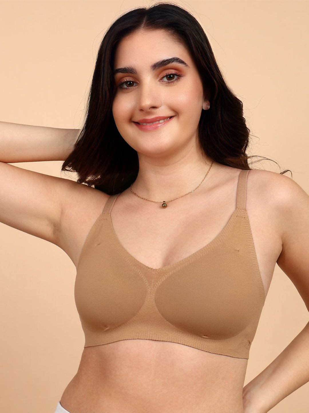 DressBerry Invisi-Fit Full Coverage Lightly Padded Seamless T-shirt Bra