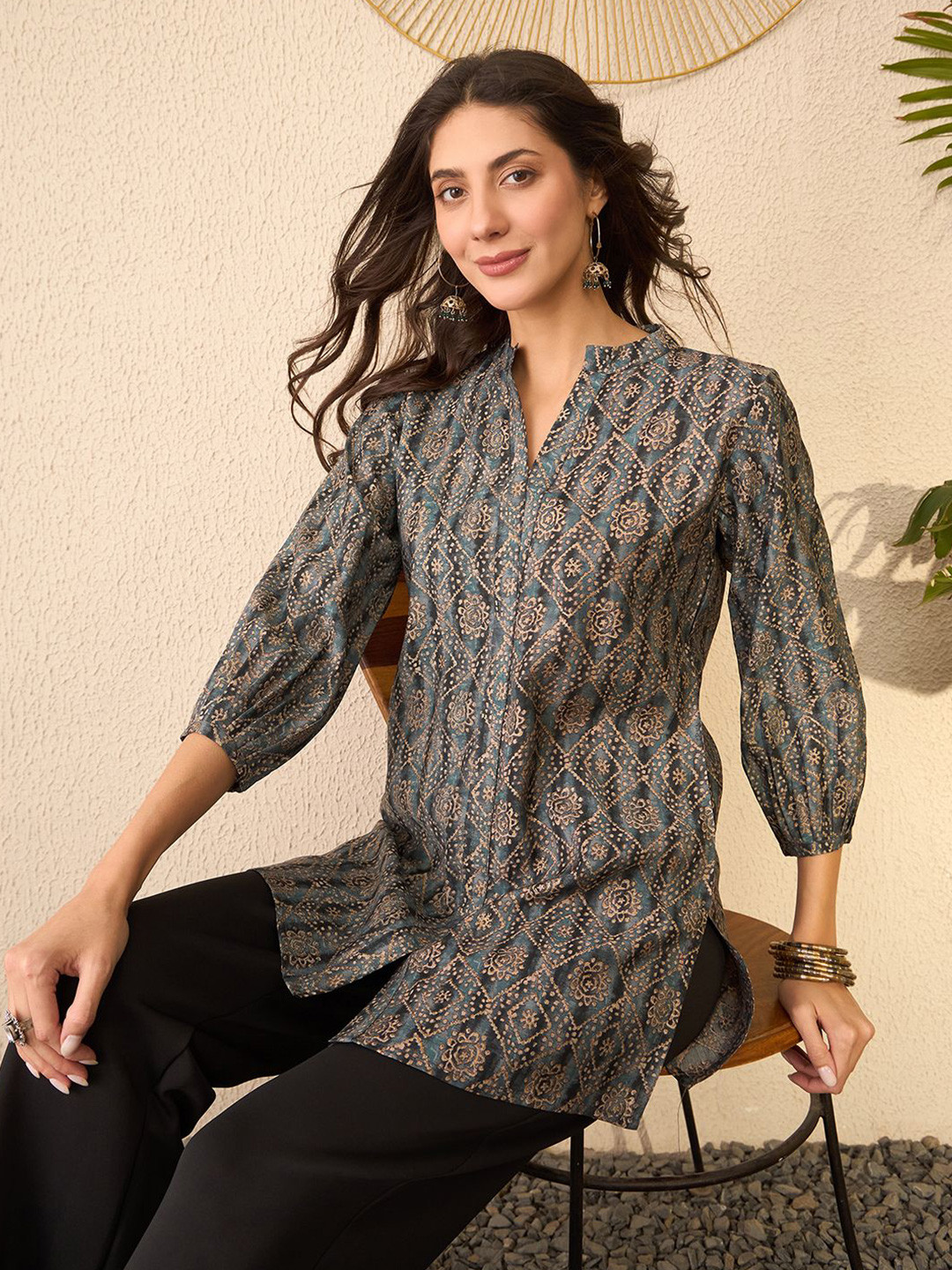 AHIKA Women Ethnic Print Mandarin Collar Ethnic Top