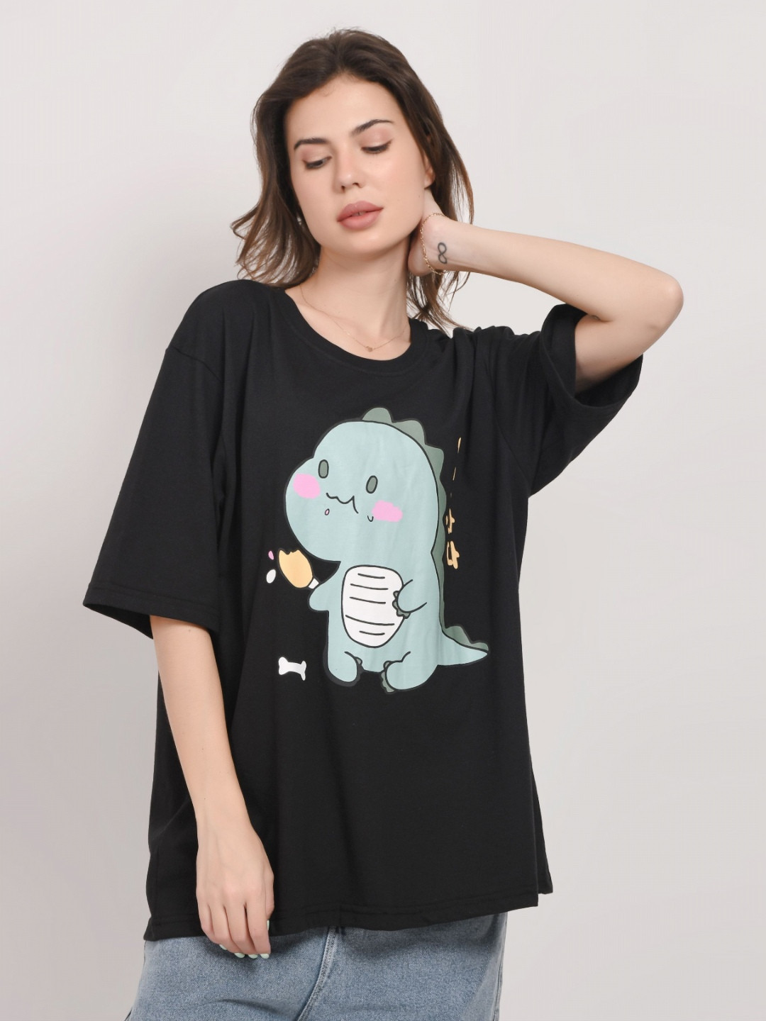 BELTLY Printed Applique Cotton T-shirt