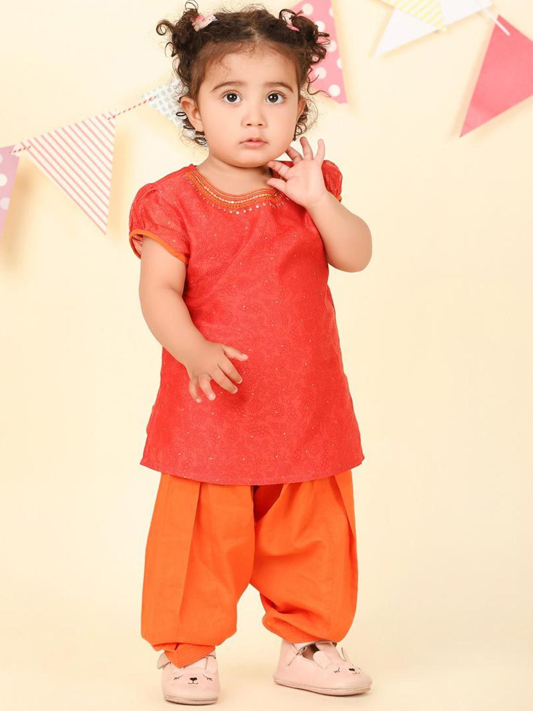 Fabindia Girls Ethnic Motifs Printed Round Neck Cotton Silk Kurta With Salwar