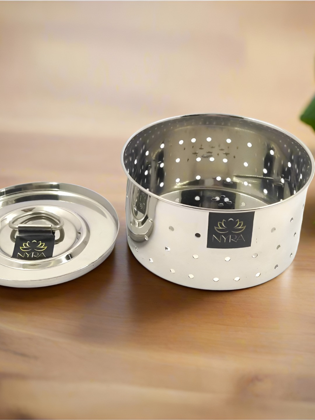 Nyra Kitchenware Steel Stainless Steel Mould & Strainer With Top Press Lid