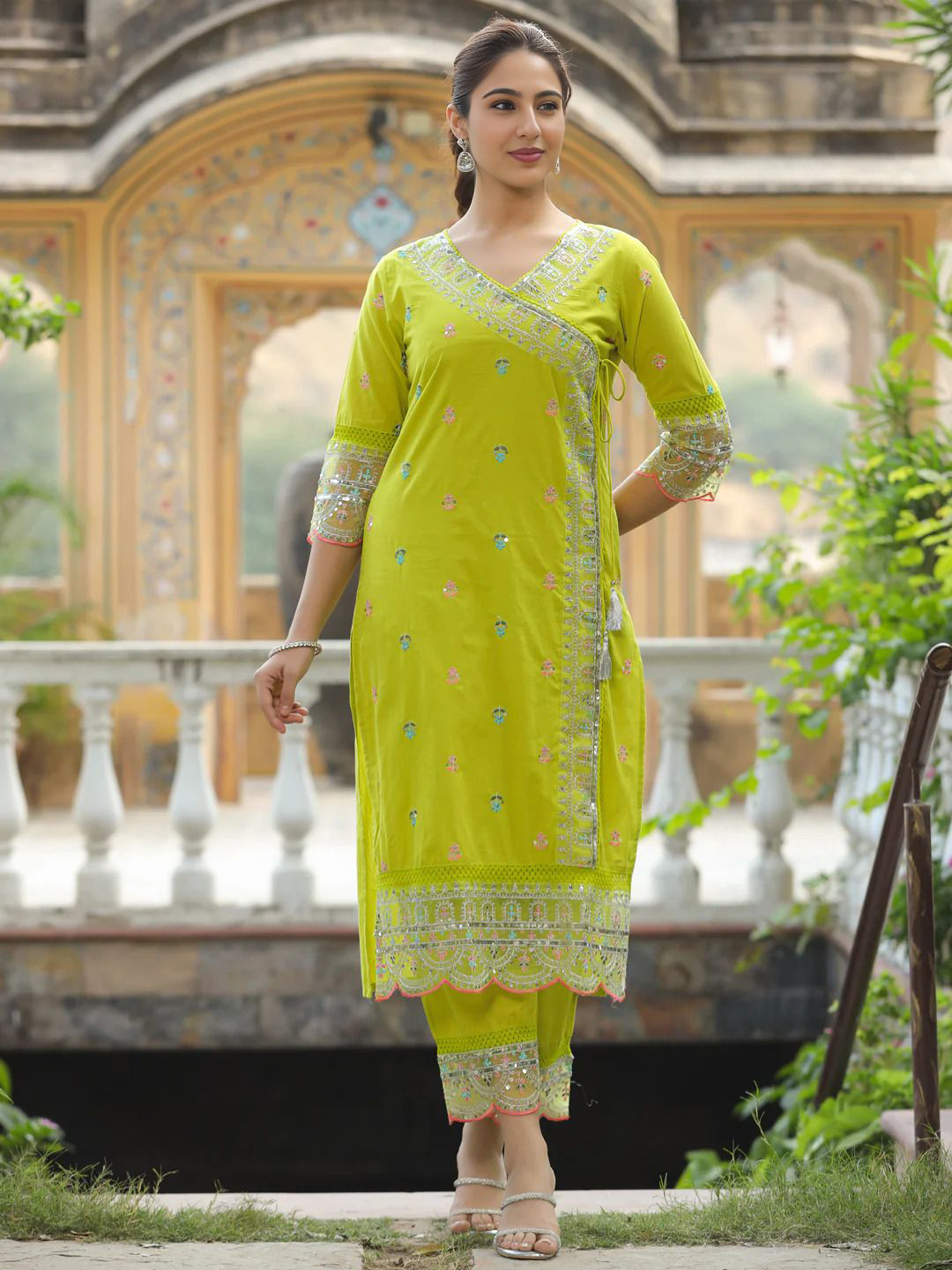 GUNVANTI FAB Women Floral Embroidered Angrakha Sequinned Pure Cotton Kurta with Palazzos