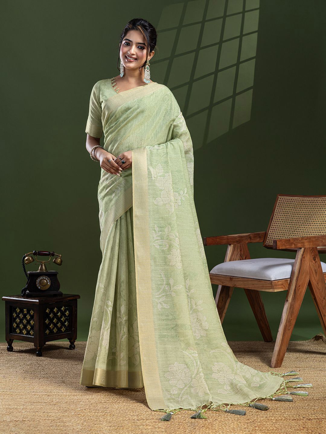 Mitera Floral Mukaish Tissue Saree