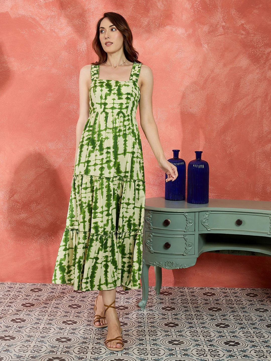 IVY BY KIBO Moa Women Tie and Dyed Smocked Fit & Flare Midi Dress