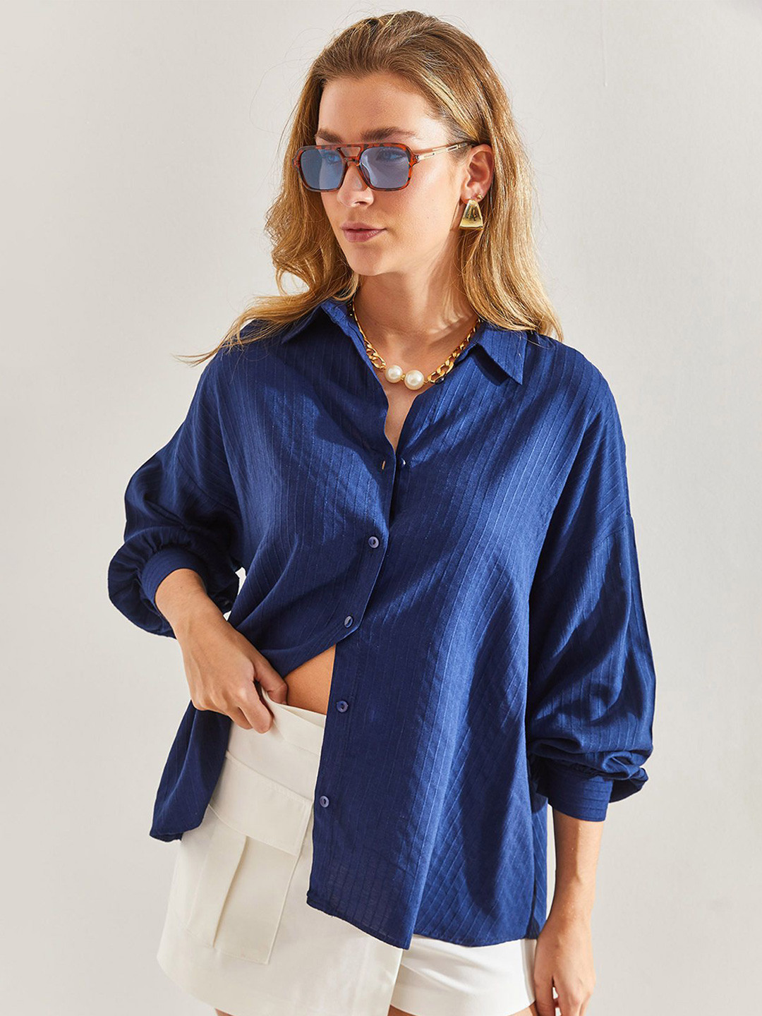 BIANCO LUCCI Vertical Stripes Spread Collar Cotton Shirt