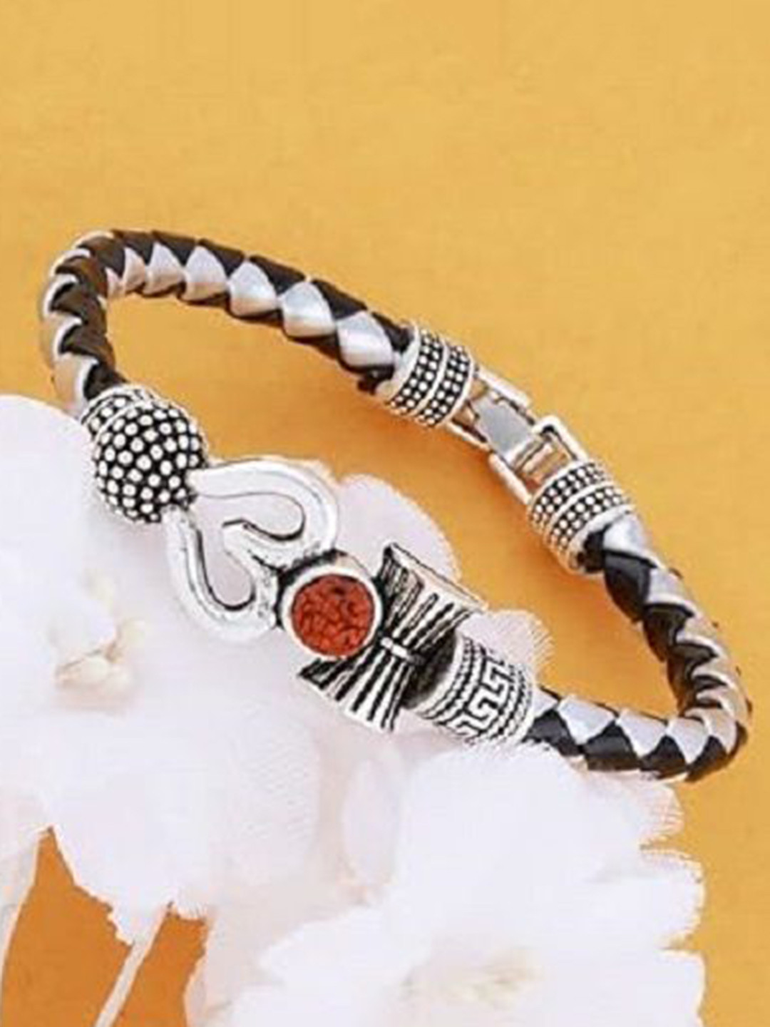 JUST LIKE Men Printed Dial & Stainless Steel Bracelet Style Straps Analogue Watch mino jayshreeram 222