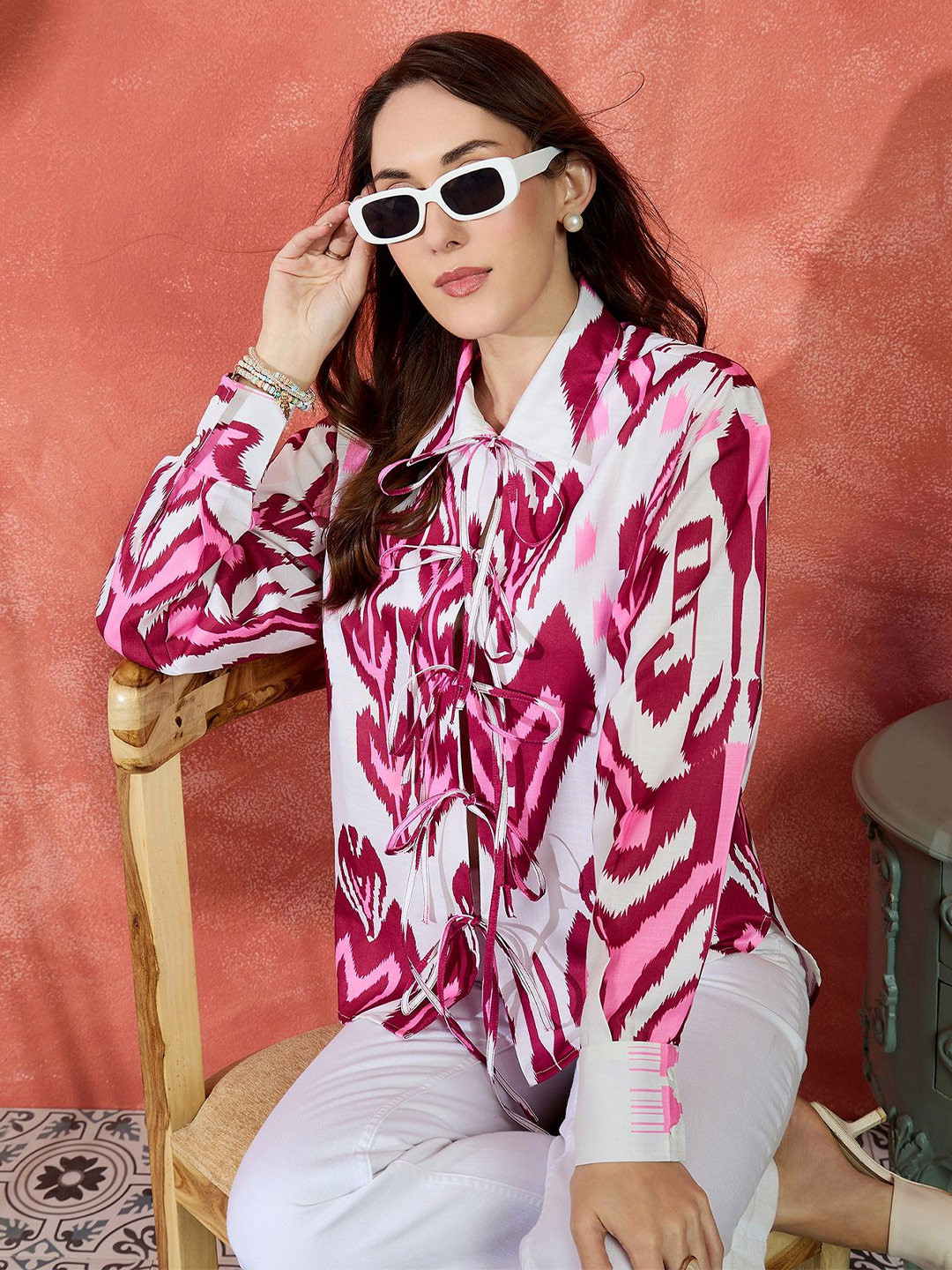 IVY BY KIBO Women Standard Relaxed Fit Abstract Printed Spread Collar Cotton Casual Shirt