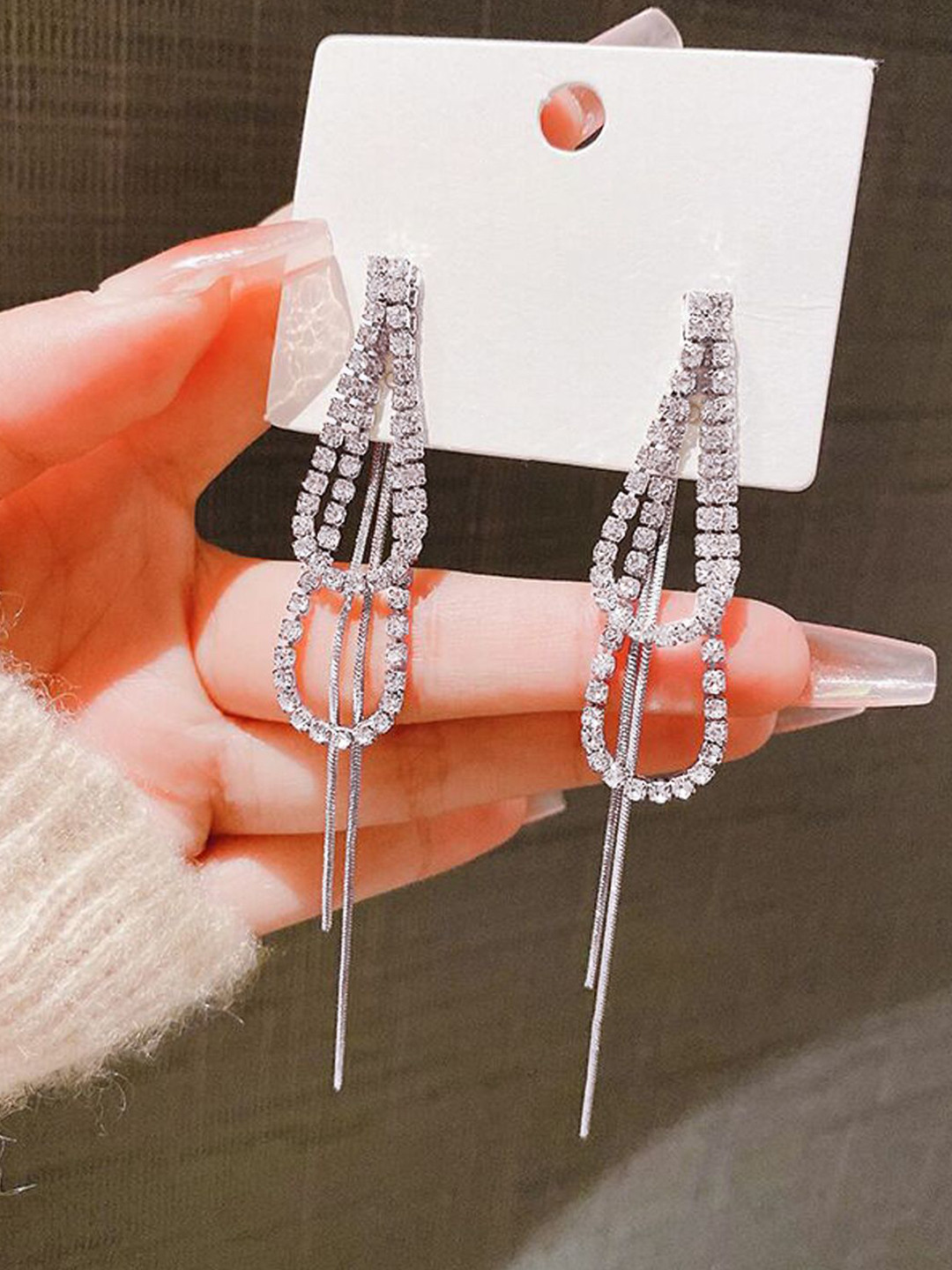 FIMBUL Silver-Plated Rhinestone Studded Teardrop Shaped Drop Earrings