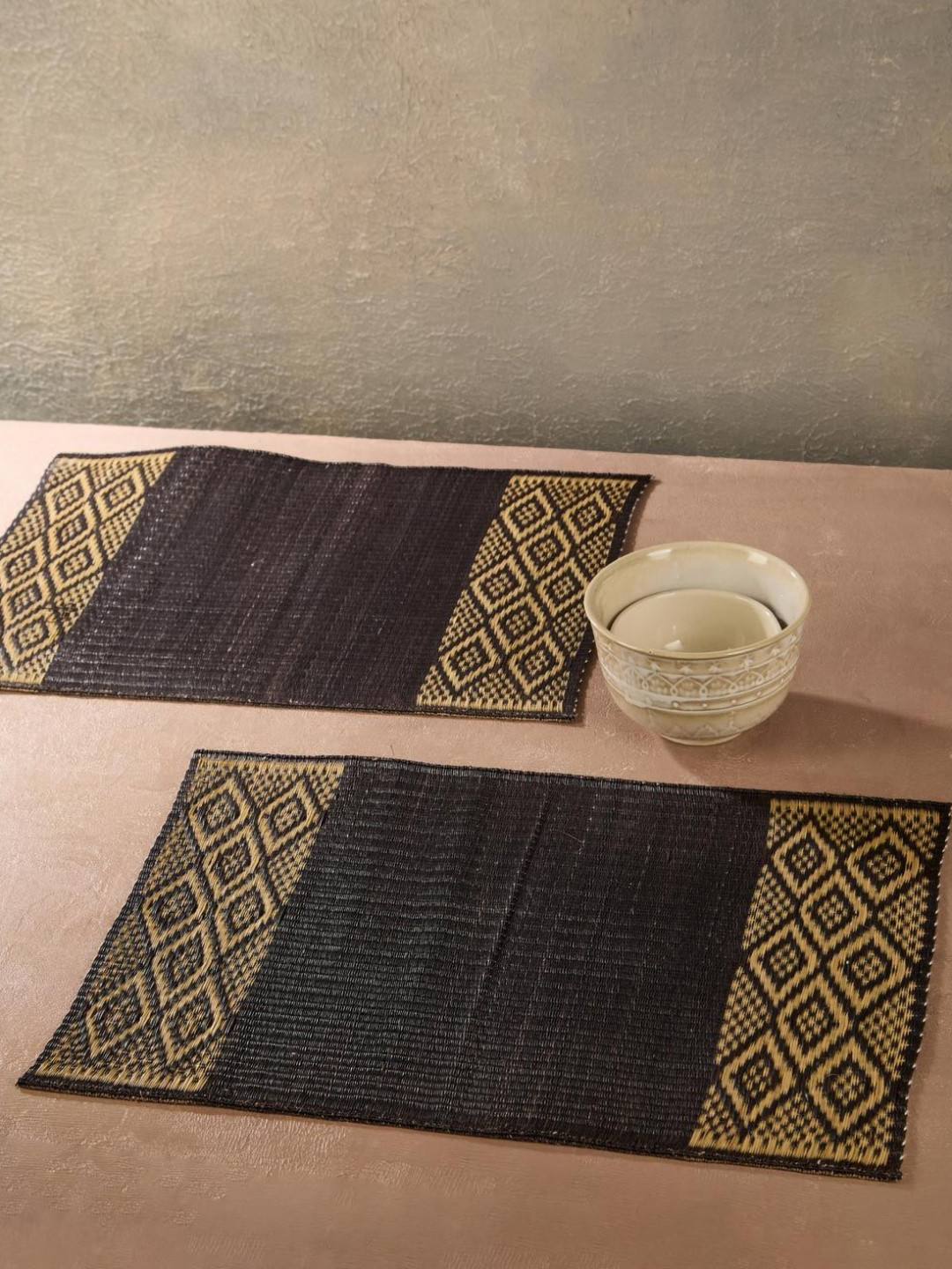 Fabindia 2Pcs Black & Beige Hand Woven Natural Fibre Table Placemats