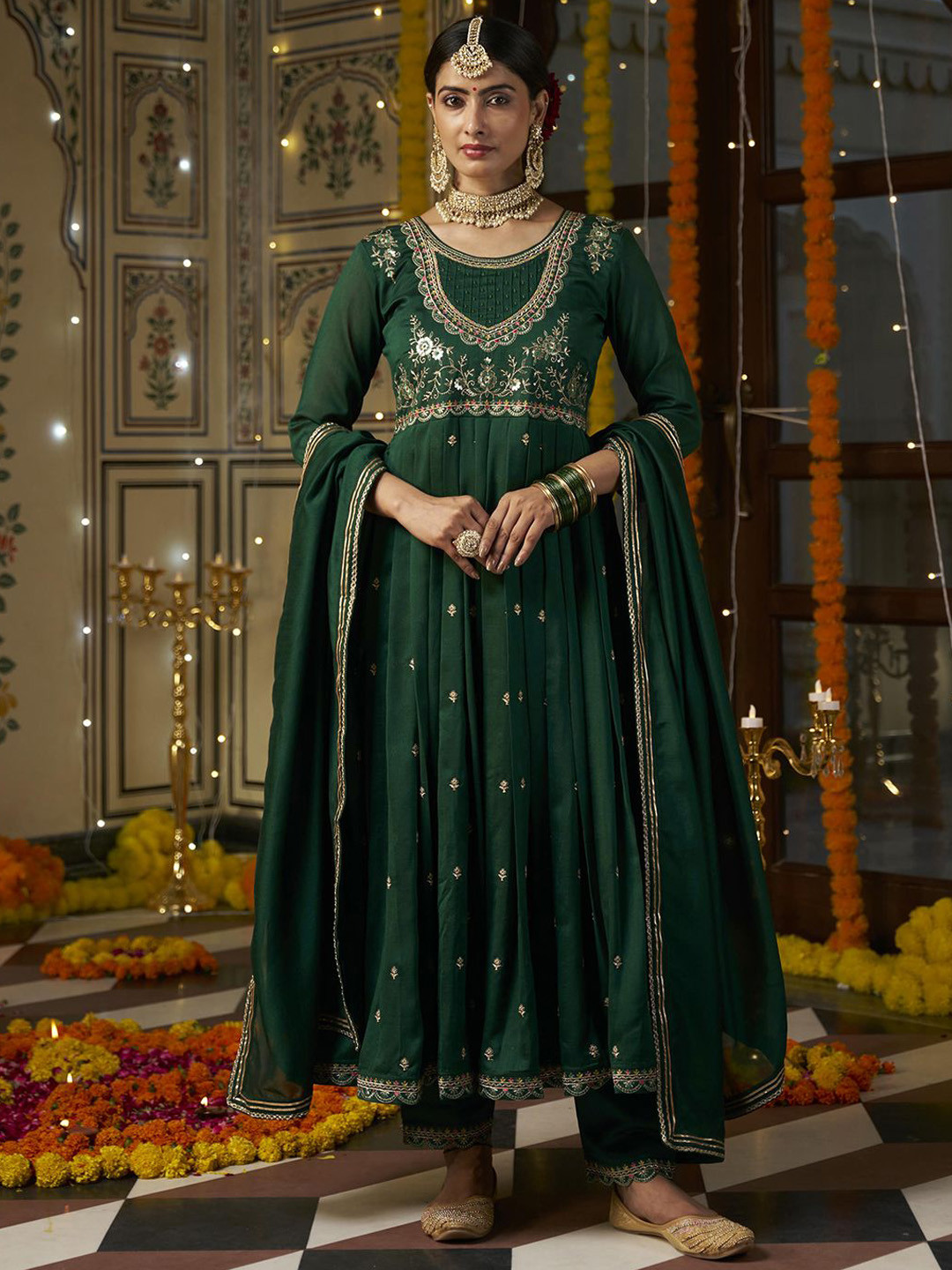 CHHAAP Women Floral Embroidered Pleated Sequinned Kurta with Trousers & With Dupatta