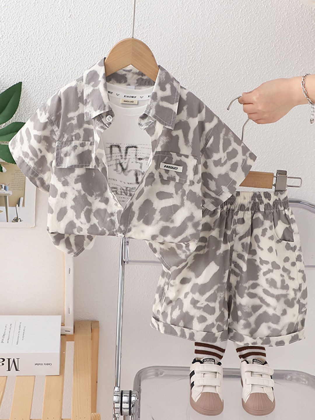 INCLUD Boys Leopard Printed Short Sleeves Shirt With T-Shirt And Shorts