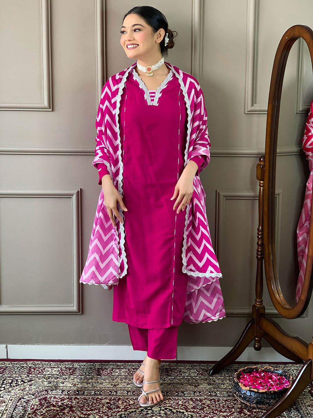 Fashion Care Women Ethnic Motifs Embroidered Regular Kurti with Trousers & With Dupatta