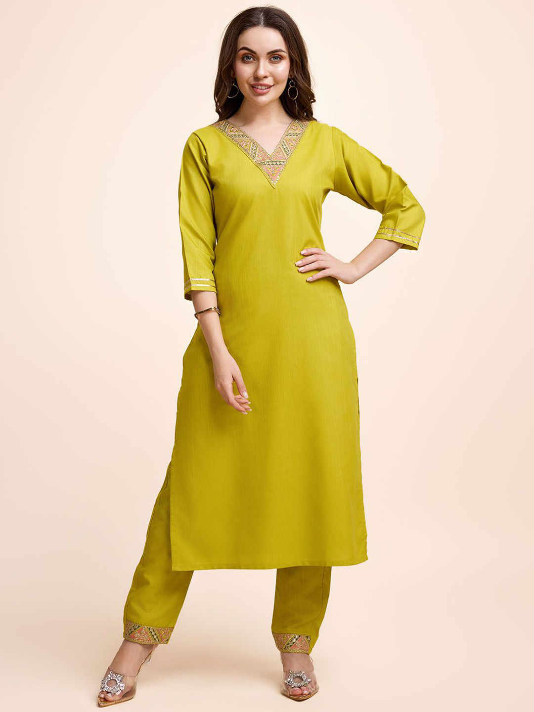 Women Basket Women Yoke Design Regular Kurta with Trousers