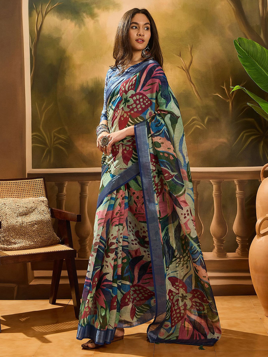 SHADOW & SAINING Women's  Floral Printed Saree