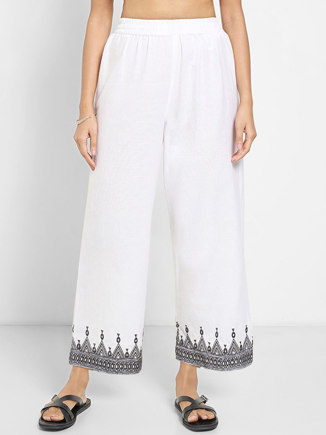 RANGMANCH BY PANTALOONS Women Embroidered Regular Fit Trousers