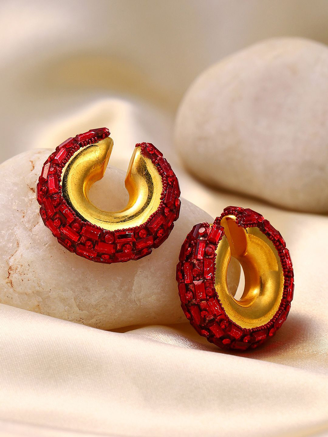 DressBerry Contemporary Ear Cuff Earrings